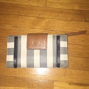 Fossil Wallet